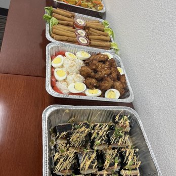 Row’s Roll - Musubi bites, Pancit, lumpia, chicken adobo wings! - Filipino Near Me - Lathrop, California