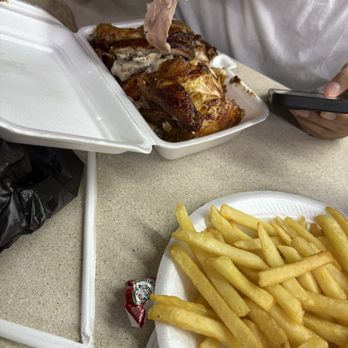 Bebo's BBQ - 1/2 chicken - Barbeque Near Me - Carolina, Puerto Rico Bebo's BBQ - 1/2 chicken - Barbeque Near Me - Carolina, Puerto Rico