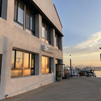Body Fit Training - Beautiful location - Trainers Near Me - Huntington Beach, California Body Fit Training - Beautiful location - Trainers Near Me - Huntington Beach, California