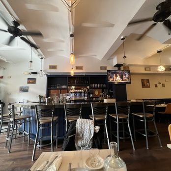 Mood Restaurant & Cafe - Interior, bar - Coffee & Tea Near Me - Boston, Massachusetts