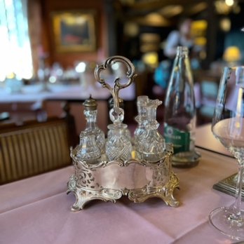 Restaurant Old Swiss House - Tableware - Swiss Food Near Me - Luzern, LU Restaurant Old Swiss House - Tableware - Swiss Food Near Me - Luzern, LU