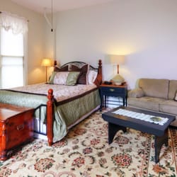 Our Fair Lady Bed & Breakfast - Large suite also for extended stays