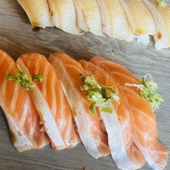 Zeppin Sushi - Salmon Toro & Yellowtail Toro - Japanese Near Me - Eastvale, California