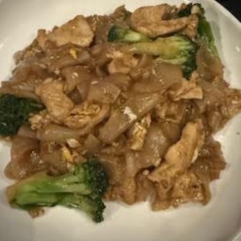 Elephant Thai - Pad See Ew - Thai Near Me - Richmond, Virginia