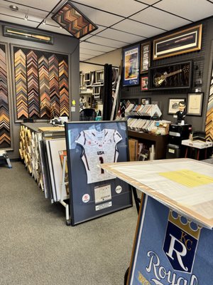 Overland Park Art & Frame