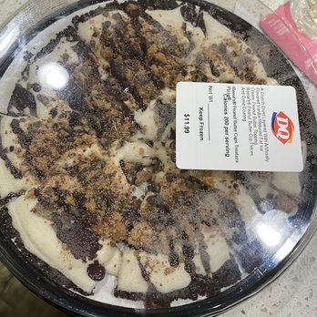 Dairy Queen Grill & Chill - Dairy Queen Treatzza Pizza - Ice Cream & Frozen Yogurt Near Me - Parker, Colorado