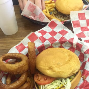 Hank's Hamburgers - 1/4 lb cheeseburger with rings! - Fast Food Near Me - Tulsa, Oklahoma Hank's Hamburgers - 1/4 lb cheeseburger with rings! - Fast Food Near Me - Tulsa, Oklahoma
