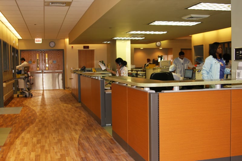 LORETTO HOSPITAL Updated October 2024 17 Reviews 645 S Central