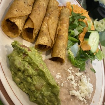 Manjares Restaurant - Flautas de pollo - New American Near Me - Chicago, Illinois