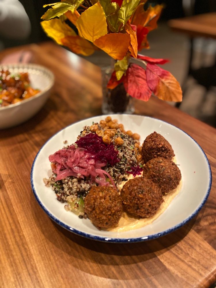 Junction Bistro Bar and Bakery