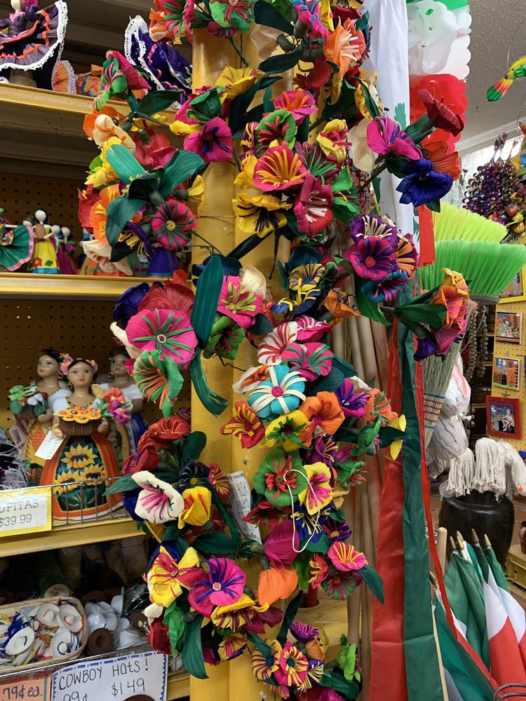 BASKET & POTTERY ALLEY 13 Photos 3519 San Bernardo Ave, Laredo, TX