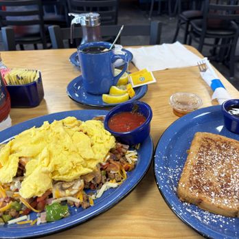 Blue Plate Cafe - French toast, Smoked Sausage skillet - Salad Near Me - Broken Arrow, Oklahoma