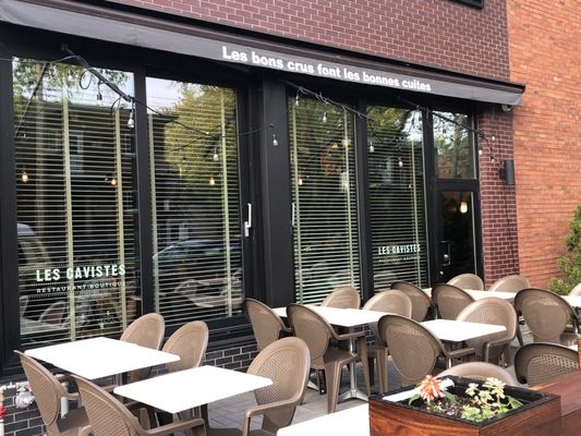 Les Cavistes | Bistro Bar à vin Boutique by null