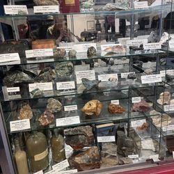 Plumas County Museum - Miners Rock Collection!!!