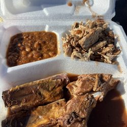 Thomason's Barbecue - 2 meat combo with ribs and pulled pork. Best baked beans anywhere!