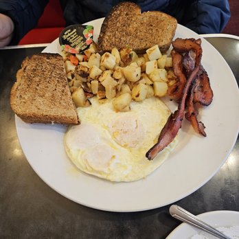 Ruby's Diner - Breakfast plate - Diners Near Me - Commerce, California Ruby's Diner - Breakfast plate - Diners Near Me - Commerce, California