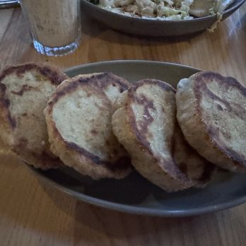 Maxwells Trading - Griddle cakes - New American Near Me - Chicago, Illinois