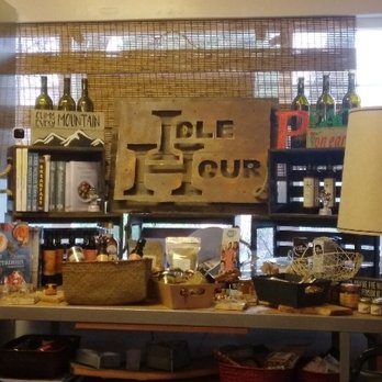 Idle Hour Winery & Kitchen - Wineries Near Me - Oakhurst, California Idle Hour Winery & Kitchen - Wineries Near Me - Oakhurst, California