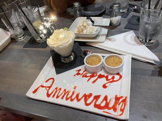 RedSeven Kitchen + Cocktail by null