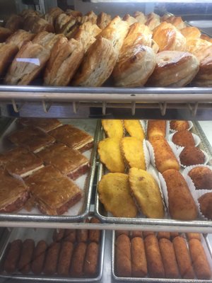 Cakeland Bakery by null