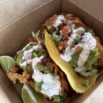 Horse Trailer Hideout - Baja Fish Tacos from Arts District Kitchen - Cocktail Bars Near Me - Las Vegas, Nevada Horse Trailer Hideout - Baja Fish Tacos from Arts District Kitchen - Cocktail Bars Near Me - Las Vegas, Nevada