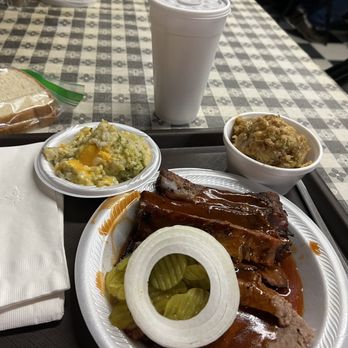Central Texas Bar-B-Q - Ribs, brisket, Cornbread Dressing and Broccoli and Rice - Barbeque Near Me - Houston, Texas Central Texas Bar-B-Q - Ribs, brisket, Cornbread Dressing and Broccoli and Rice - Barbeque Near Me - Houston, Texas