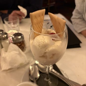 Arnoldi’s Cafe - Affogato - Italian Near Me - Santa Barbara, California Arnoldi’s Cafe - Affogato - Italian Near Me - Santa Barbara, California