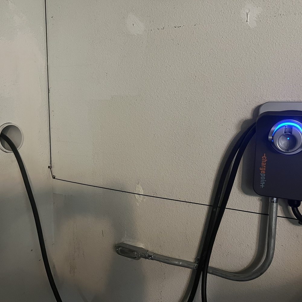 Handyman Jordan - Car charger with porthole leading outside. - Handyman Near Me Handyman Jordan - Car charger with porthole leading outside. - Handyman Near Me