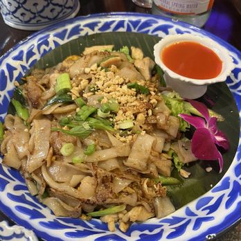 LaoTable - Laotian Near Me - San Francisco, California