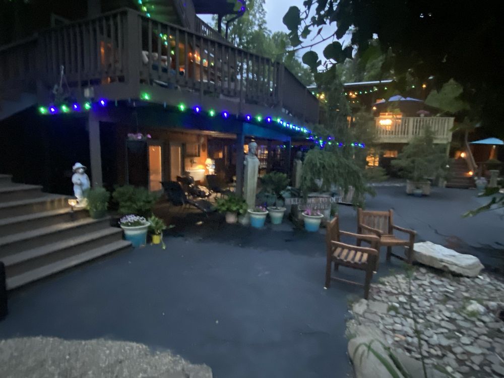 Social spots from Dillsboro Inn
