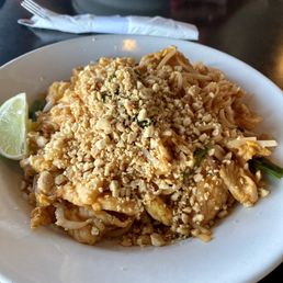Pad Thai with chicken
