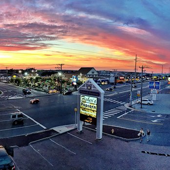 Fisher's Popcorn - Candy Stores Near Me - Fenwick Island, Delaware