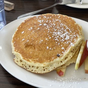 Figs Breakfast & Lunch - Pancakes - Breakfast & Brunch Near Me - Toronto, Ontario Figs Breakfast & Lunch - Pancakes - Breakfast & Brunch Near Me - Toronto, Ontario