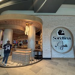 Hollywood Casino - Italian restaurant