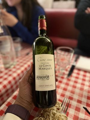 Chez Fernand Christine by null