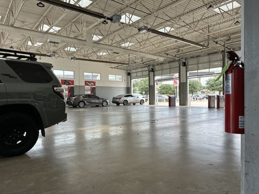 Alamo Toyota: Lebih dari Sekedar Sewa Mobil, Sebuah Pengalaman Perjalanan yang Tak Terlupakan