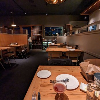 Nell Thorn Restaurant & Pub - Inside - New American Near Me - La Conner, Washington Nell Thorn Restaurant & Pub - Inside - New American Near Me - La Conner, Washington