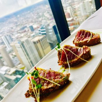 The Metropolitan - Seared Ahi Tuna - Venues & Event Spaces Near Me - Chicago, Illinois