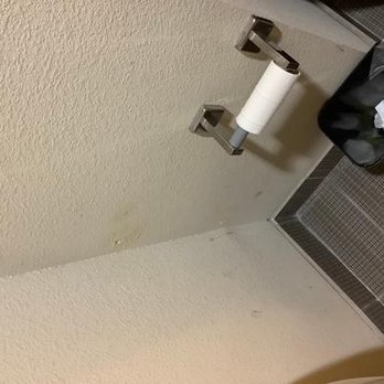 Holiday Inn Express & Suites - Hotels Near Me - Beaumont, Texas
