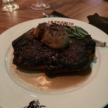 Il Premio - Aged bone in ny strip - Italian Near Me - Atlanta, Georgia Il Premio - Aged bone in ny strip - Italian Near Me - Atlanta, Georgia