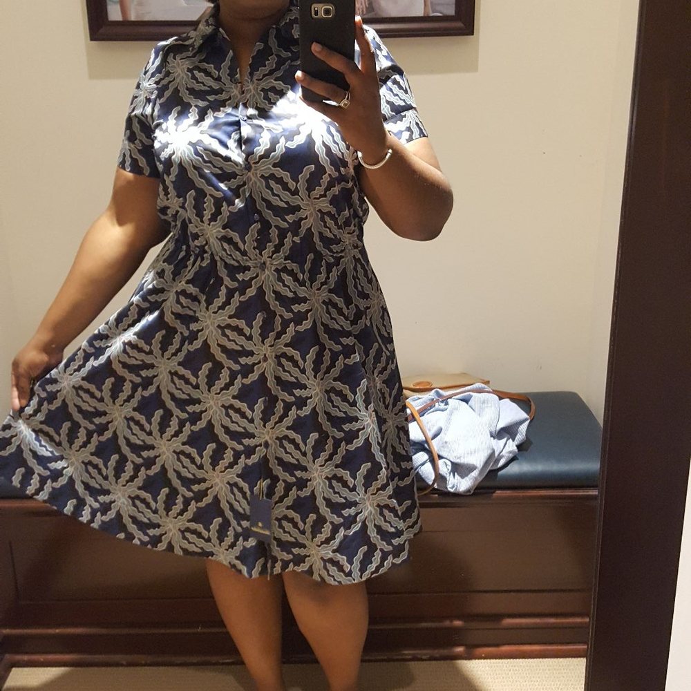 Loved the dress but did not buy it due to being ignored by the sales associates. Will not be back. Loved the dress but did not buy it due to being ignored by the sales associates. Will not be back.
