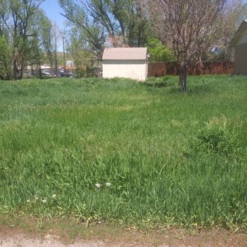 Tony's Lanscaping - a field of grass with a house in the background - Landscaping Near Me - Wheat Ridge, Colorado Tony's Lanscaping - a field of grass with a house in the background - Landscaping Near Me - Wheat Ridge, Colorado