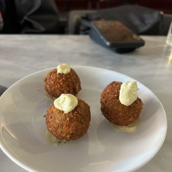 SRV Boston - Araccini - Italian Near Me - Boston, Massachusetts