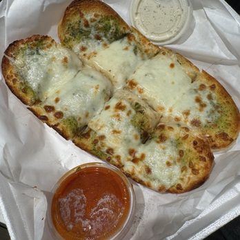 Chicago Pizza & Pasta - Pesto Cheese Bread: Light pesto flavor, mainly just cheese flavor. No garlic on it :( Fantastic, fresh marinara dipping sauce though! - Italian Near Me - Dallas, Texas Chicago Pizza & Pasta - Pesto Cheese Bread: Light pesto flavor, mainly just cheese flavor. No garlic on it :( Fantastic, fresh marinara dipping sauce though! - Italian Near Me - Dallas, Texas