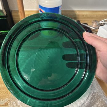 Gin'gilli's Vintage Home - Glass Plate: set of 5 - Antiques Near Me - Geyserville, California