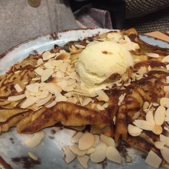 Le Petit Josselin - slivered almond crepe with vanilla ice cream for 9,50€ - Creperies Near Me - Paris, 75 Le Petit Josselin - slivered almond crepe with vanilla ice cream for 9,50€ - Creperies Near Me - Paris, 75