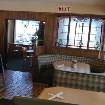 Elmer's Restaurant - Dining room at Elmer's in Pocatello - Breakfast & Brunch Near Me - Pocatello, Idaho