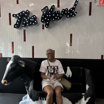 The Yard Milkshake Bar - Desserts Near Me - Kansas City, Missouri