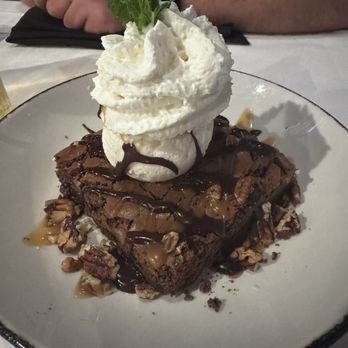 Harry & Izzy's - Brownie - Steakhouses Near Me - Indianapolis, Indiana