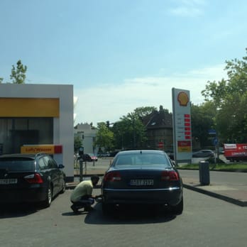 Shell - Shell - Gas Stations Near Me - Berlin, BE